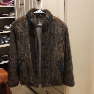 Mink fur coat size small. Made by Saga
